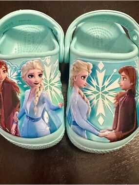CROCS Kids Aqua Blue Frozen Character Clogs